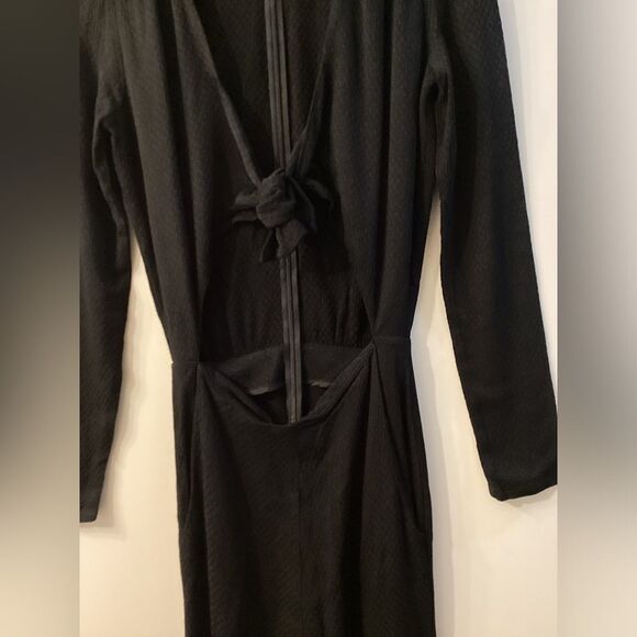 Reformation Ferris Black Tie Front Collared Long Sleeve Jumpsuit Size 4 - Picture 9 of 16